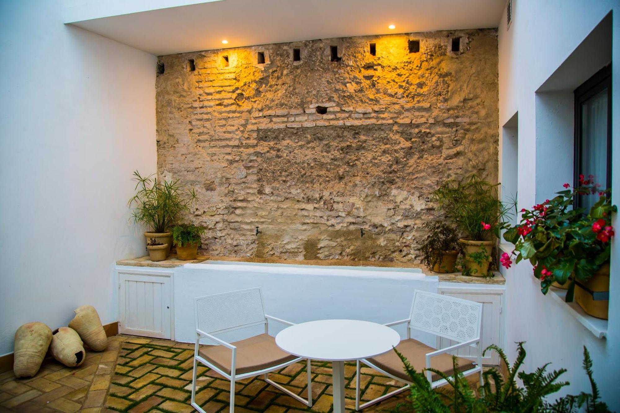 Hotel Legado Alcazar (Adults Only) Seville Exterior photo
