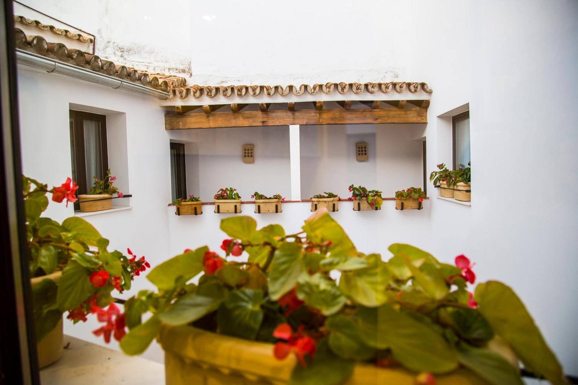Hotel Legado Alcazar (Adults Only) Seville Exterior photo