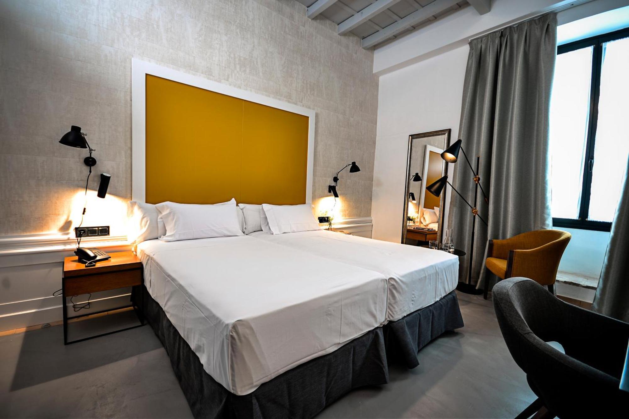 Hotel Legado Alcazar (Adults Only) Seville Exterior photo